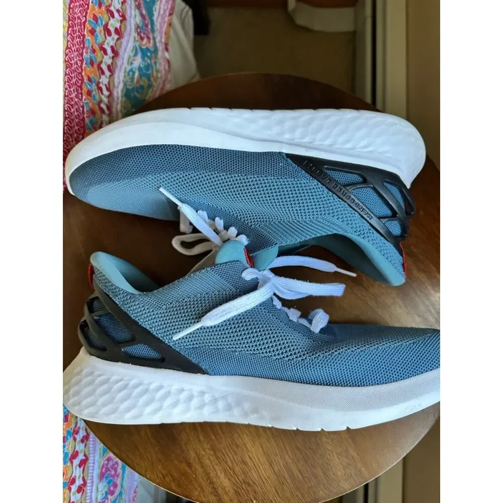 KIZIK Unisex Athens Sneaker Deep Sea Blue Hands Free Men’s 8W/Women’s 9.5 Wide